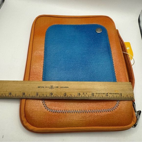 Ranipak NEW waterproof padded iPad case 10”x8” with handle - Picture 4 of 8